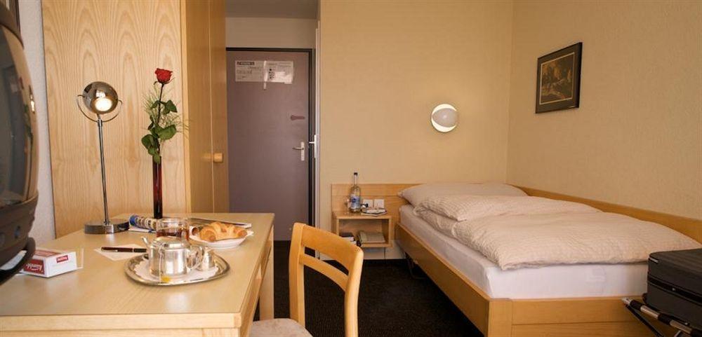 Crans-Montana Youth Hostel Kültér fotó